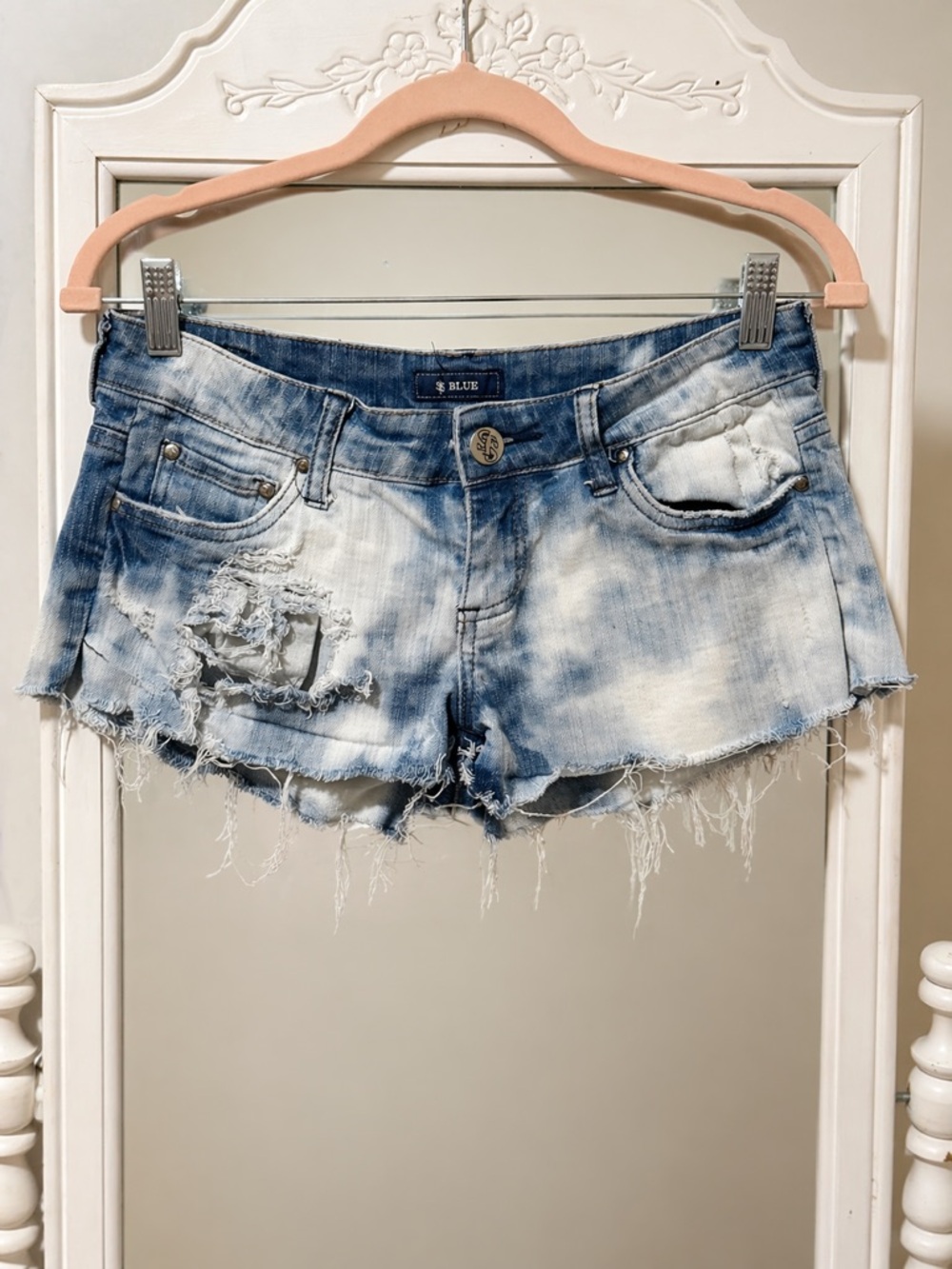 Distressed Acid Wash Denim Cutoff Shorts | Frayed Hem | Festival/Y2K Vibes